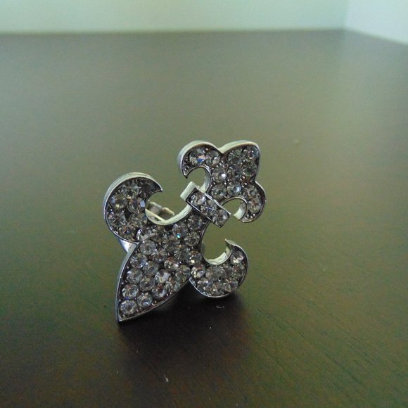 Costume Jewelry- monogram ring - Picture 2 of 13